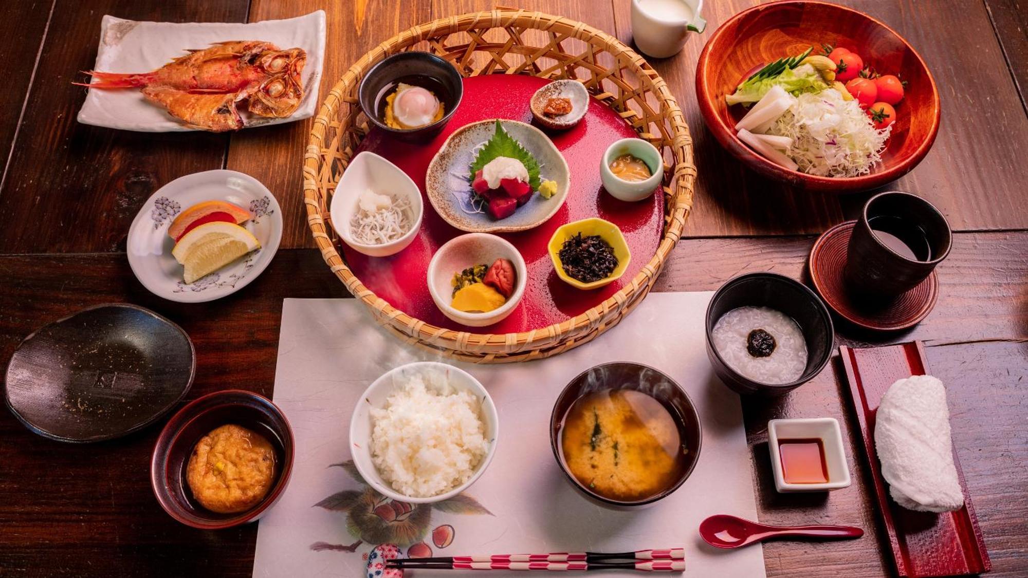 森の入り江の離れ宿 無雙庵枇杷 อิซุ ภายนอก รูปภาพ